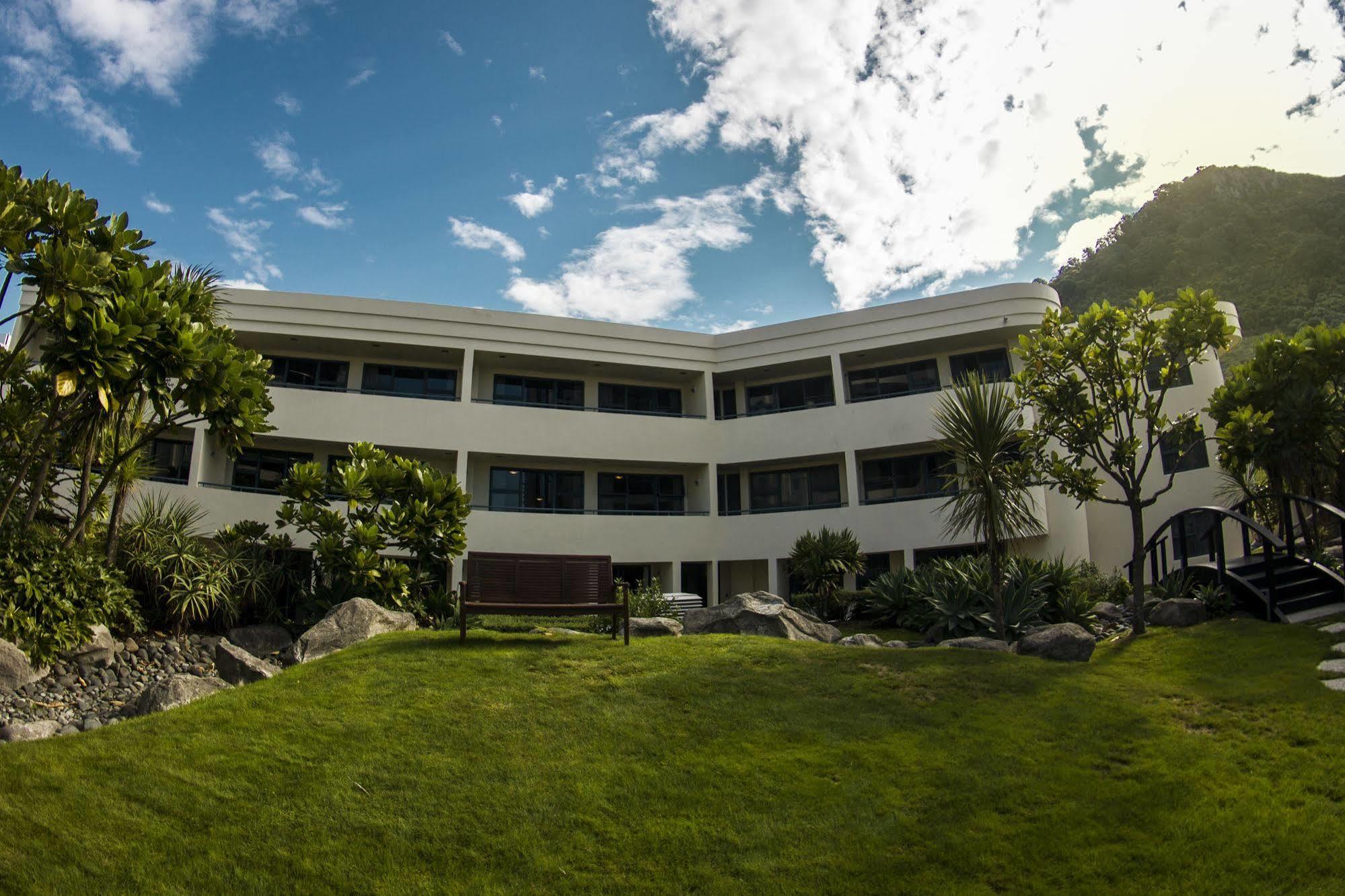 Oceanside Resort & Twin Towers Mount Maunganui Exterior photo